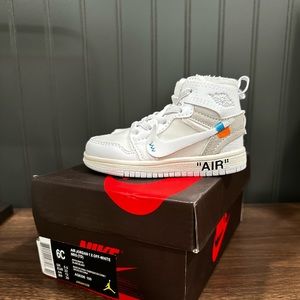 Toddler 6C air Jordan’s new never worn